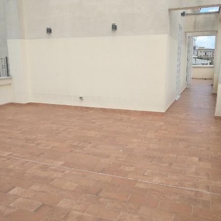 Apartment Via Raffaele Balestra Рим Екстер'єр фото